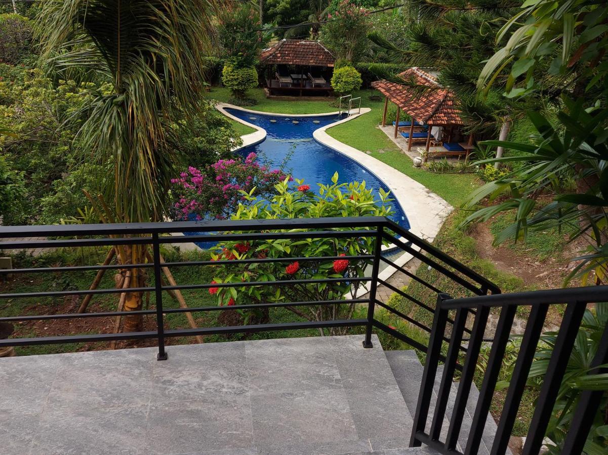Sunset Villa Senggigi Exterior foto